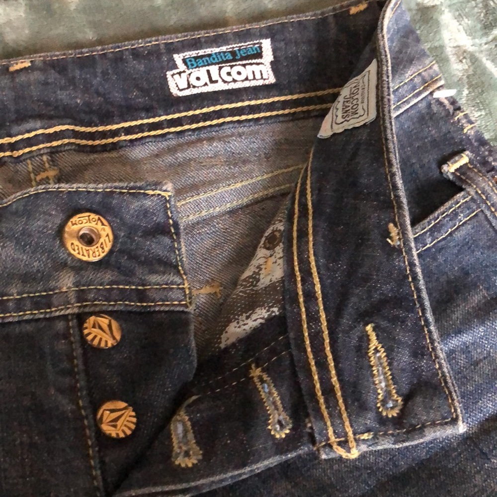 NWT VOLCOM Lowrise womans Bandita jeans - Picture 6 of 7